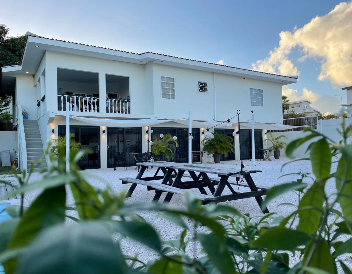 Indigo Apartments & Suites - 'Adults Only' Jan Thiel Exterior foto